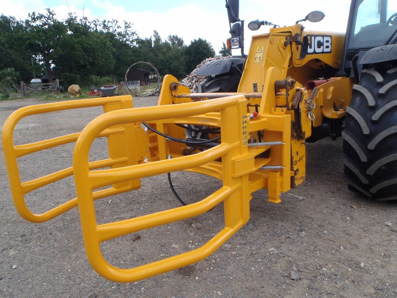 new jm round bale squeeze bale grab farmads new jm round bale squeeze bale grab farmads