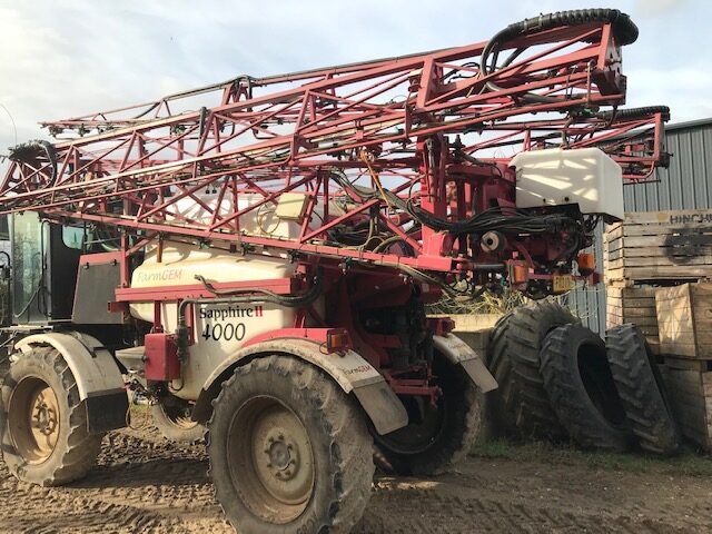 T713615A – 2013 FarmGem Saphire Self Propelled Sprayer