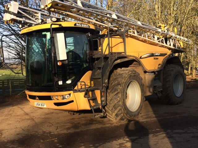 T3002913 – 2014 Challenger Rogator RG655C Sprayer