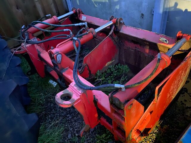 EM000031 – Used McHale Sheargrab