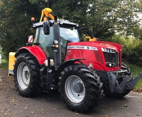 TB001230 – 2020 Massey Ferguson 7720S Tractor