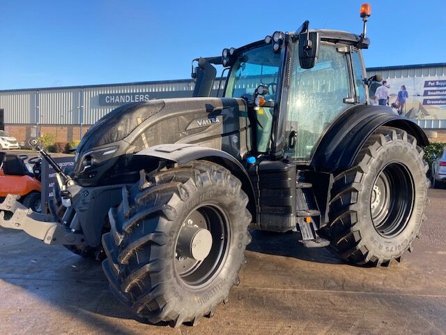 VA685097 – 2020 Valtra T234V SmartTouch Tractor