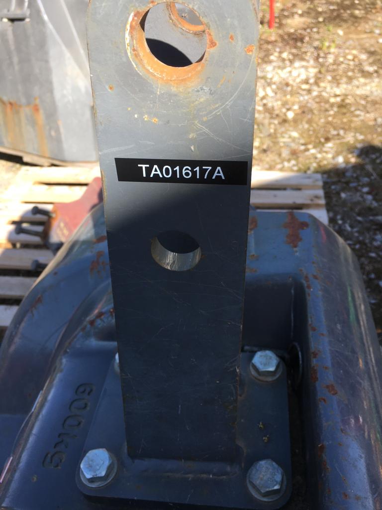 TA01617A – Used Valtra 1200kg Front Weight 2