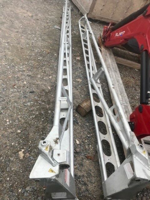 TD00746A POMMIER 32M BOOM SECTIONS REMOVED FROM FENDT 645 ROGATOR