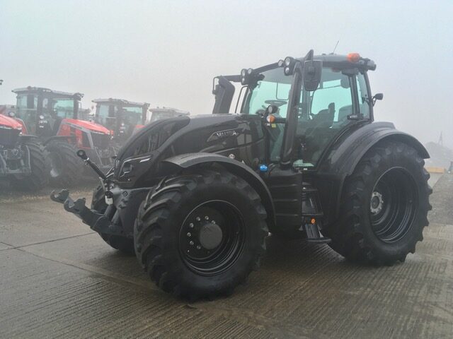 T7015548 2020 Valtra T234D ST 4WD Tractor
