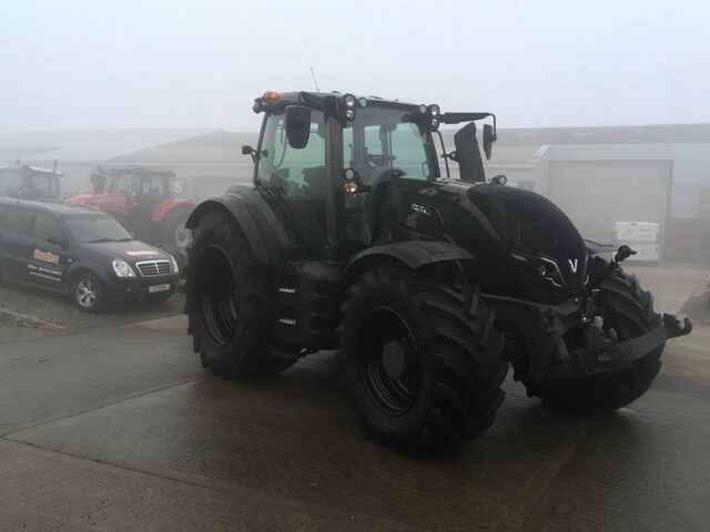 T7015548 2020 Valtra T234D ST 4WD Tractor