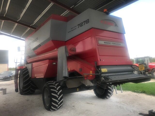 TA002239 2008 Massey Ferguson 7278 AL Combine Harvester