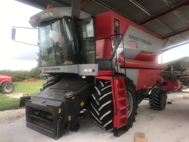 TA002239 2008 Massey Ferguson 7278 AL Combine Harvester