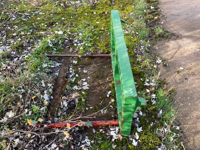 T810049B Kverneland Bale spike, Euro 8 brackets.
