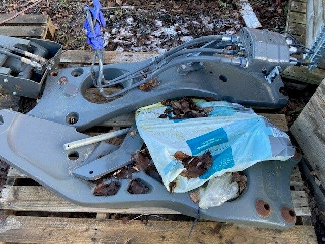 MB728395 Massey Ferguson Loader Subframe