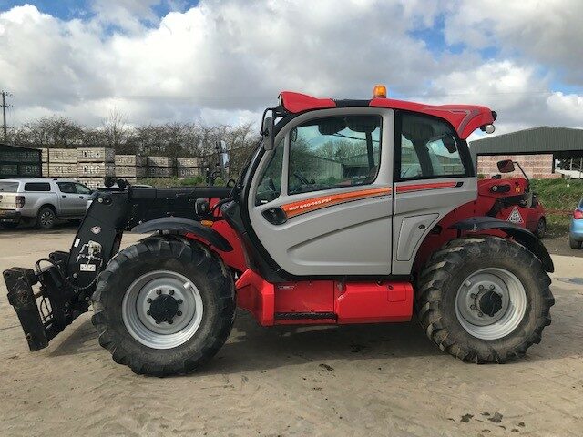 7M006453 2019 Manitou MLT840 4WD Telehandler