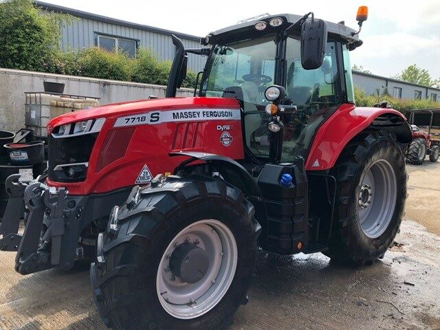 2M039598 2020 Massey Ferguson 7718S Exclusive Dyna 6 4WD Tractor