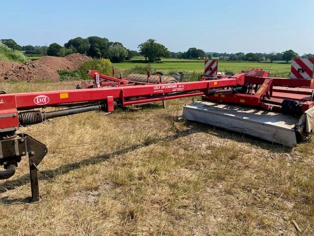 TG000421 Lely Splendimo 320 PC Disc Mower