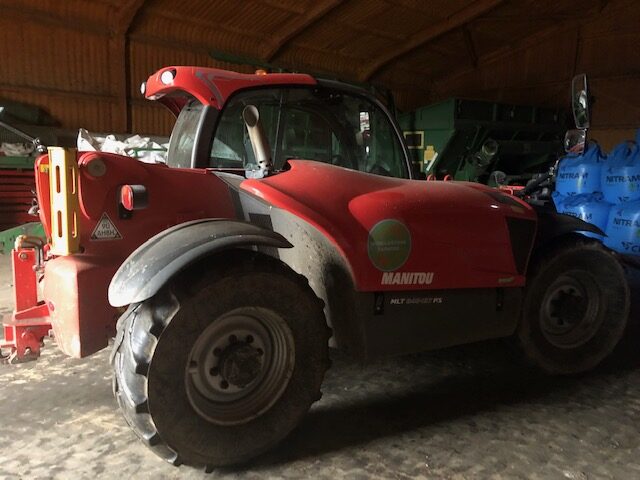 T2030828 – 2013 Manitou MLT840 Forklift