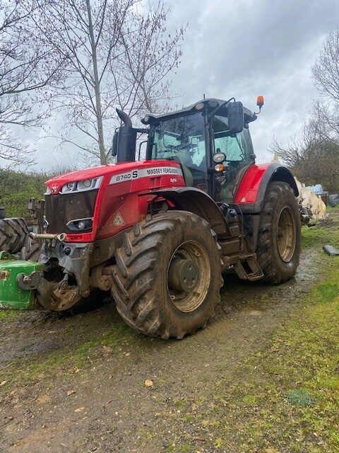 T8010144 2018 Massey Ferguson 8740S EXDV 4WD Tractor