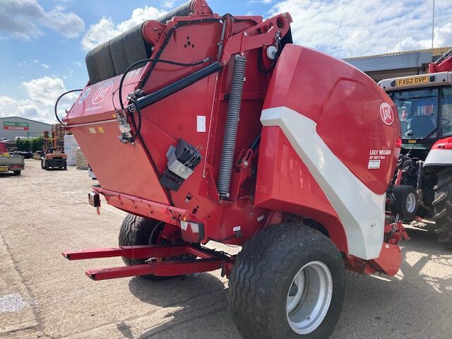 T511098A 2016 Welger V160 Round Baler