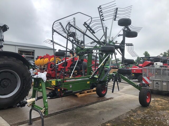 FE000159 New 2023 Fendt Former 671 Rake