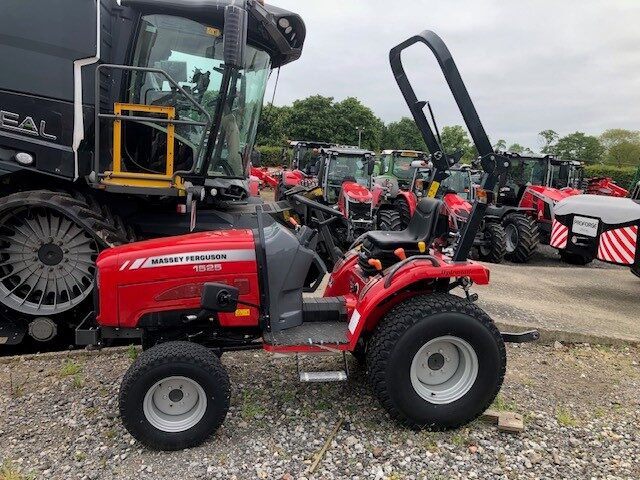 MA005002 New Massey Ferguson 1525 HP Compact Tractor