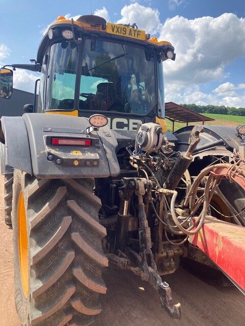 TG000554 2019 JCB Fastrac 4220 Tractor