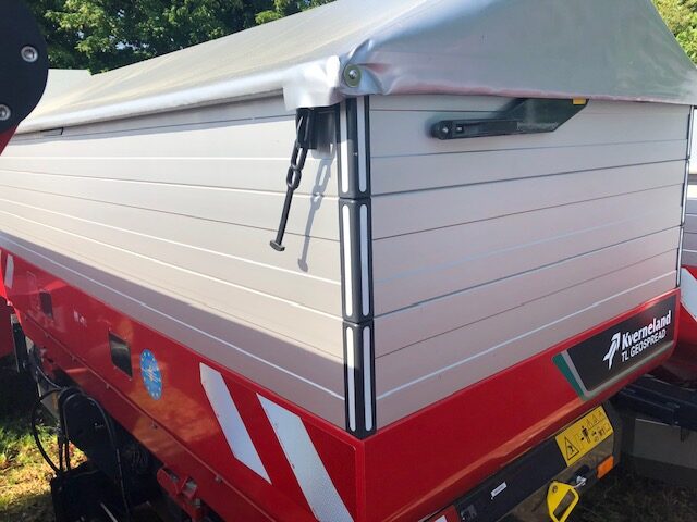 BM000382 New 2022 Kverneland Exacta TL-1875 Broadcaster
