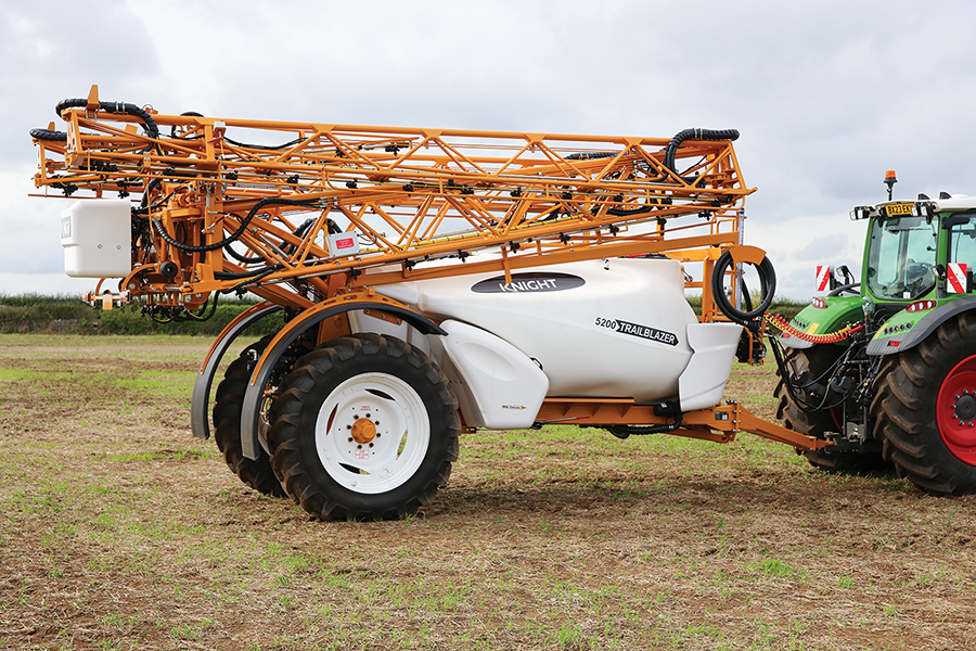 Knight Trailblazer trailed sprayer