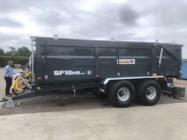 2M040161 2023 Richard Western SF18HS Trailer