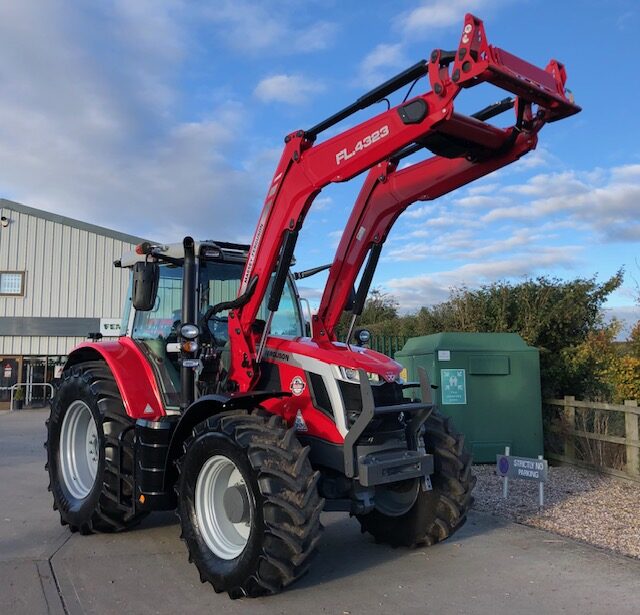 TB002644 2022 Massey Ferguson 6S.165EFD6 4WD Tractor