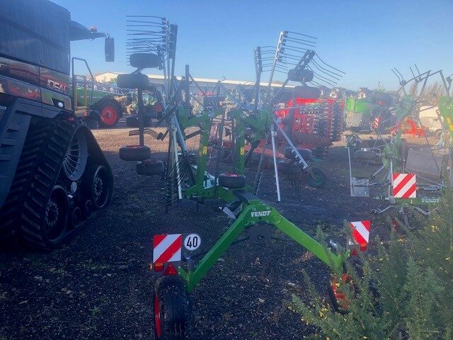 FE000160 New 2023 Fendt Former 671 Rake