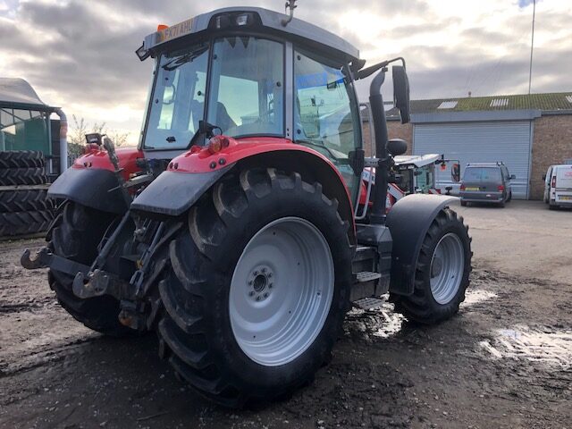 T5011491 2021 Massey Ferguson 5S.135 EFD6 4WD Tractor