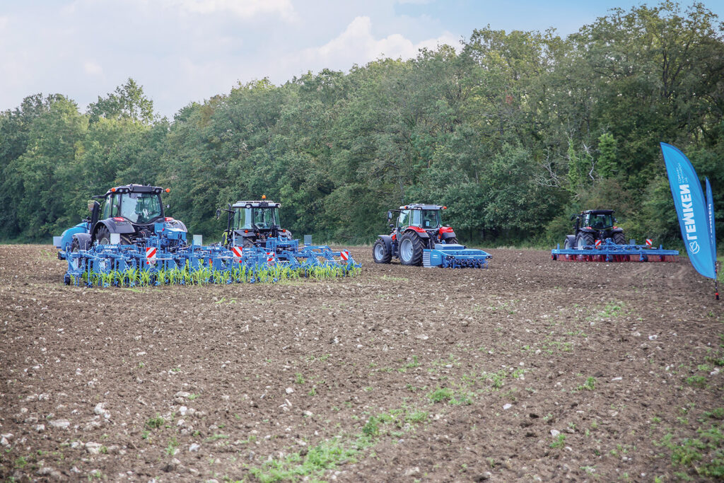 Photo of Lemken tractors with different mechanical weeders in a field.