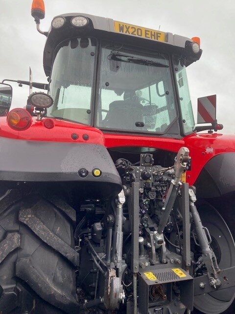 TB001229 – 2020 Massey Ferguson 7720 Tractor
