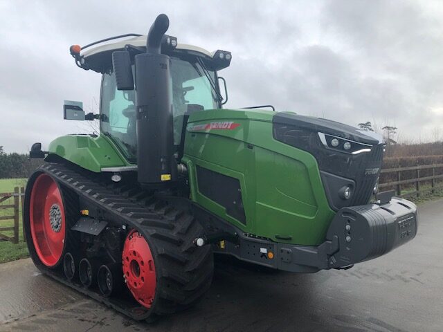 TA003286 2021 FENDT 943 VARIO MT TRACKED TRACTOR