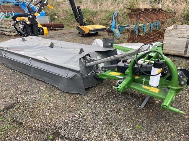 FE000171 New 2023 Fendt Slicer 320P Disc Mower
