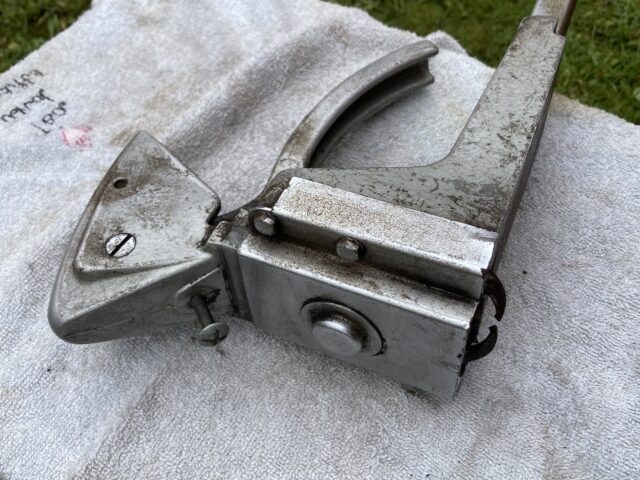 Vintage carton stapler