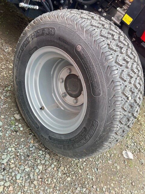 MA005281 NEW MASSEY FERGUSON 1750M HC COMPACT TRACTOR