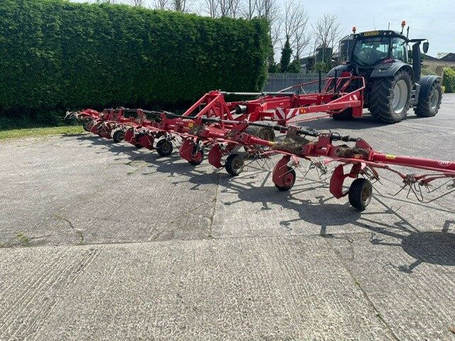 TE001562 LELY 1250 PROFI TEDDER