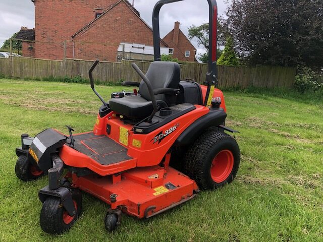 T8010157 2012 Kubota ZD326S Zero Turn Ride On Mower