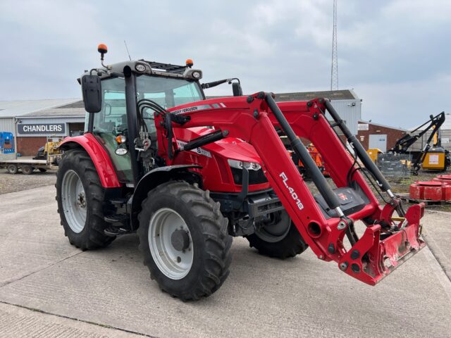 2M040440 2020 Massey Ferguson 5713S ESD4 4WD Tractor & MF FL4018 Loader