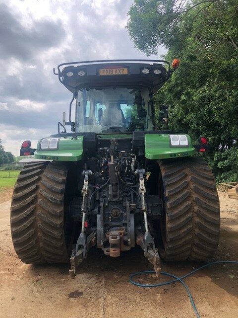 2M040722 2018 FENDT 943 MT TRACKED TRACTOR
