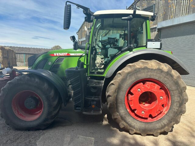 CM000197 2021 FENDT 724 V PROFI+ TRACTOR