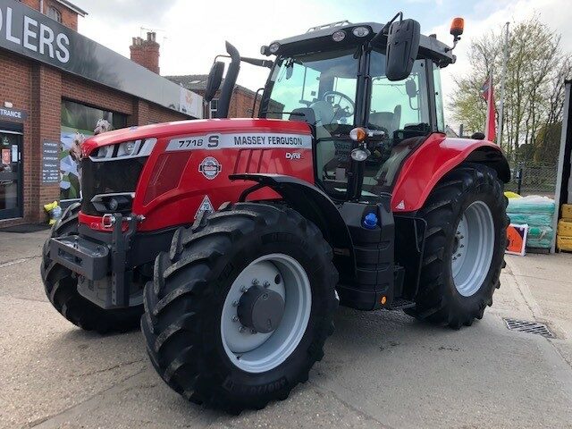 T8010070 2020 Massey Ferguson 7718S Efficient Dyna 6 4WD Tractor