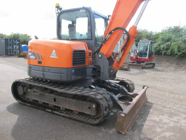 Doosan DX85R-3 Excavator