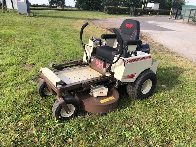 AM000507 GRASSHOPPER 124V-41 MOWER