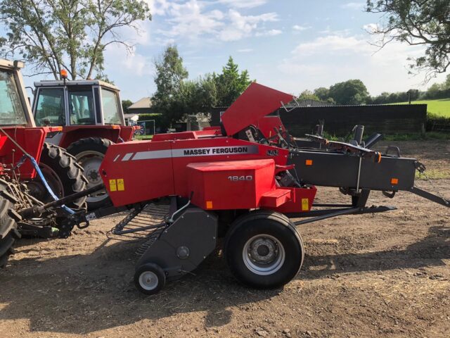TB03261B 2022 MF1840 SMALL SQUARE BALER