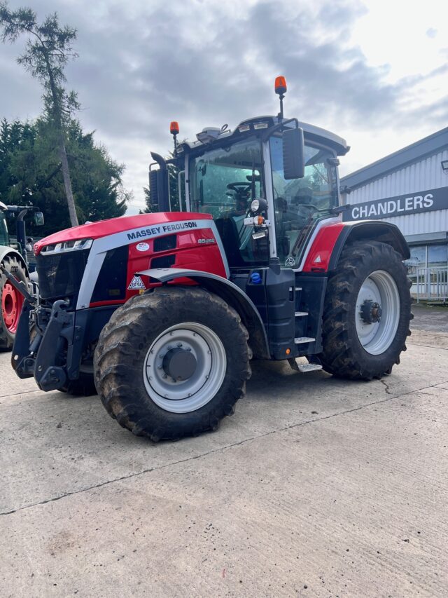 TH000839 2022 MASSEY FERGUSON 8S.265 EFDV 4WD TRACTOR