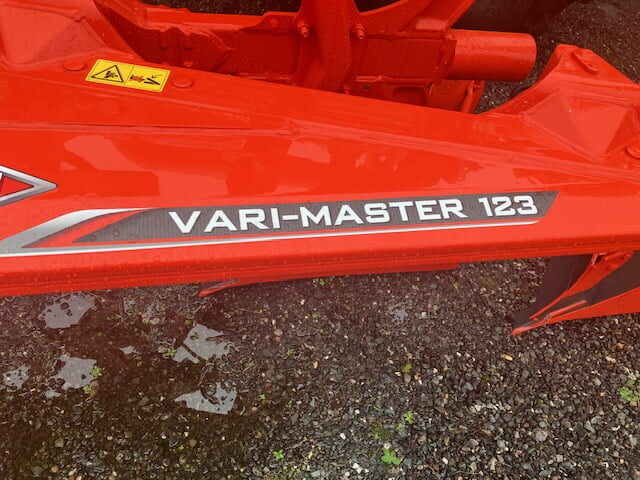 2024 Kuhn Vari-Master 123 Plough