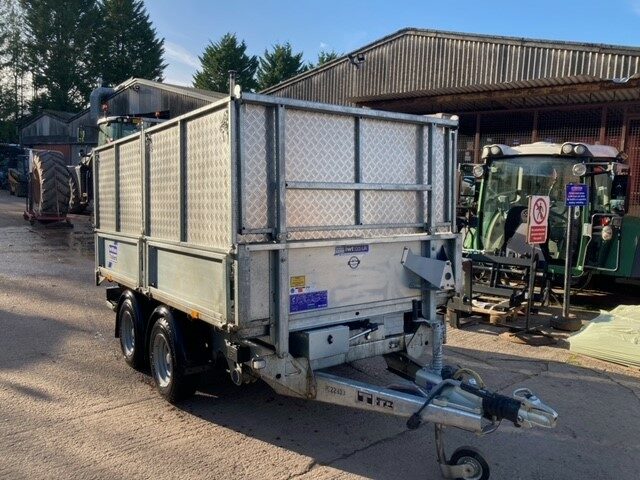 TG000753 IFOR WILLIAMS TT3017 TIPPER