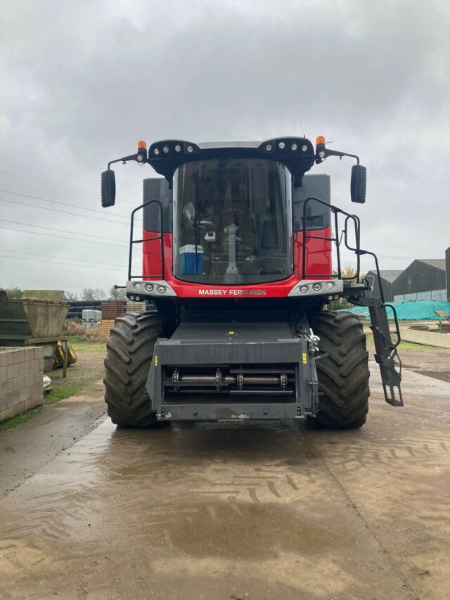 2M040866 MF9380 HYBRID DELTA COMBINE
