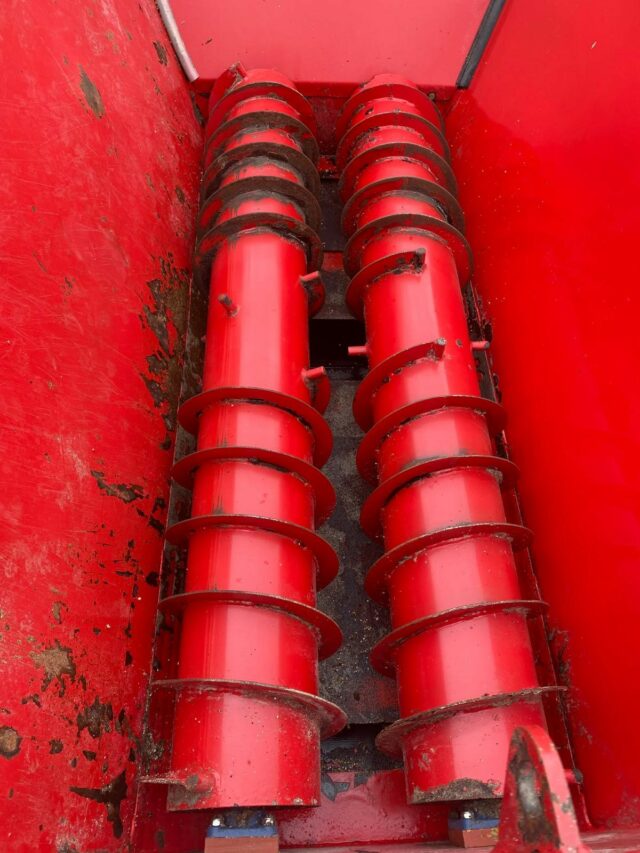 TG000714 2014 Ag Leader AG200 Mounted Dispenser