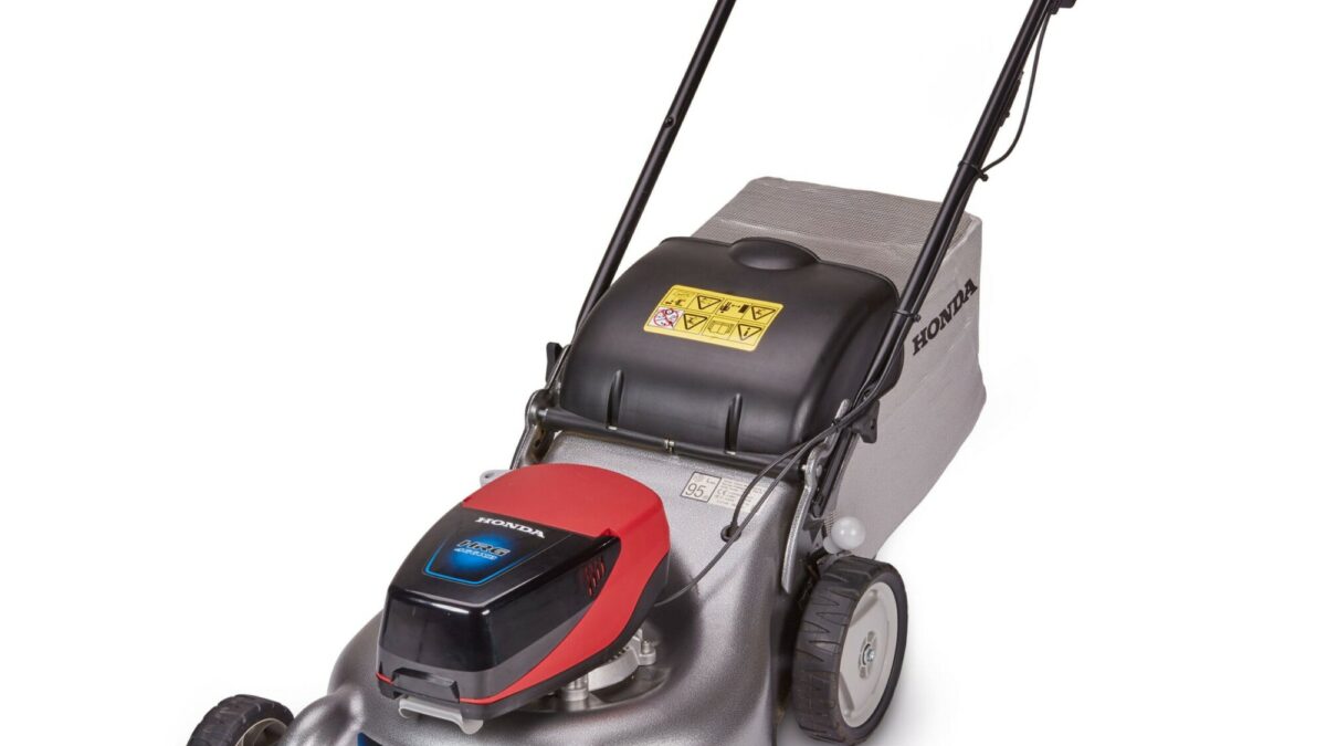 Honda Izy ON HRG466XB Cordless Lawn mower for Sale FarmAds